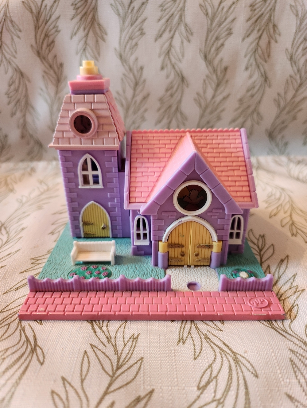 Vintage 1993 Bluebird Polly Pocket Wedding Chapel 